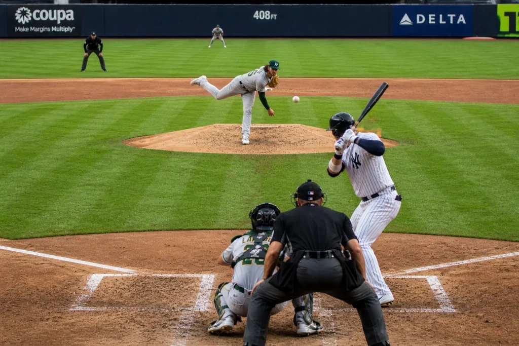 Right-handed MLB batter facing a left-handed pitcher in a typical platoon-advantage setup