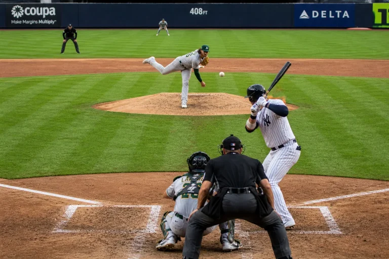 Right-handed MLB batter facing a left-handed pitcher in a typical platoon-advantage setup